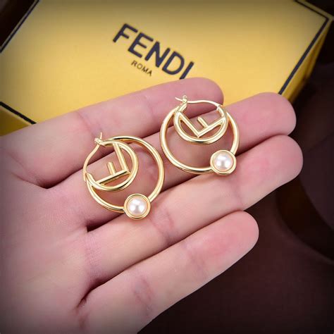 серьги fendi